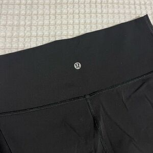 LULULEMON Wonder Under Leggings Size 4